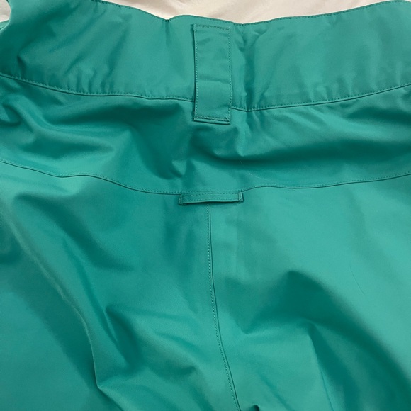 Patagonia Women’s Insulated Snow Pants Fresh Teal - Picture 10 of 12